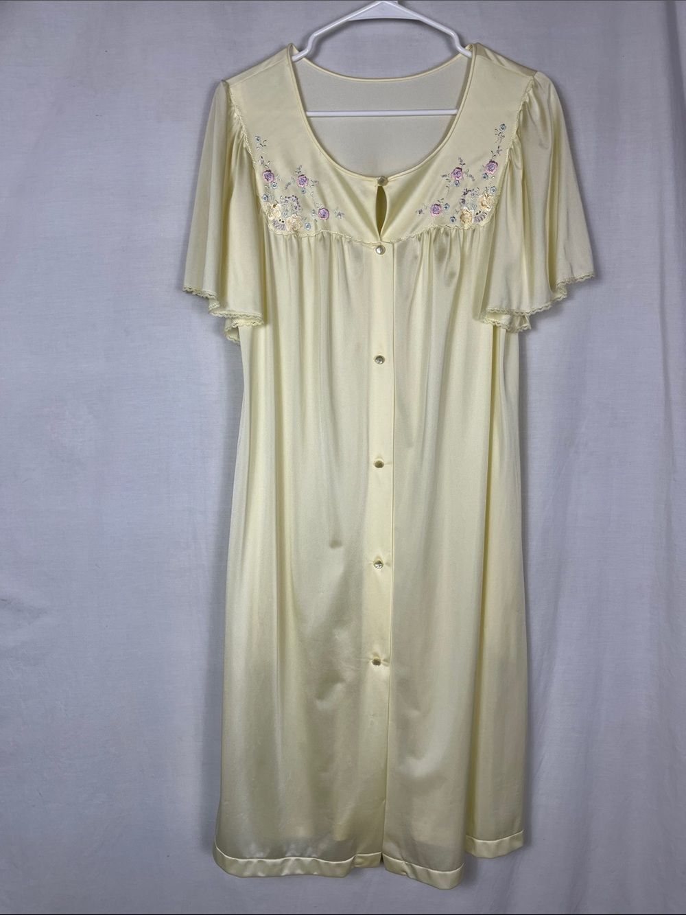 Vintage 70s Shadowline Butter Yellow Nightgown with Embroidered Flowers